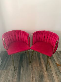 Set of 2 Pink Velvet Accent Chairs