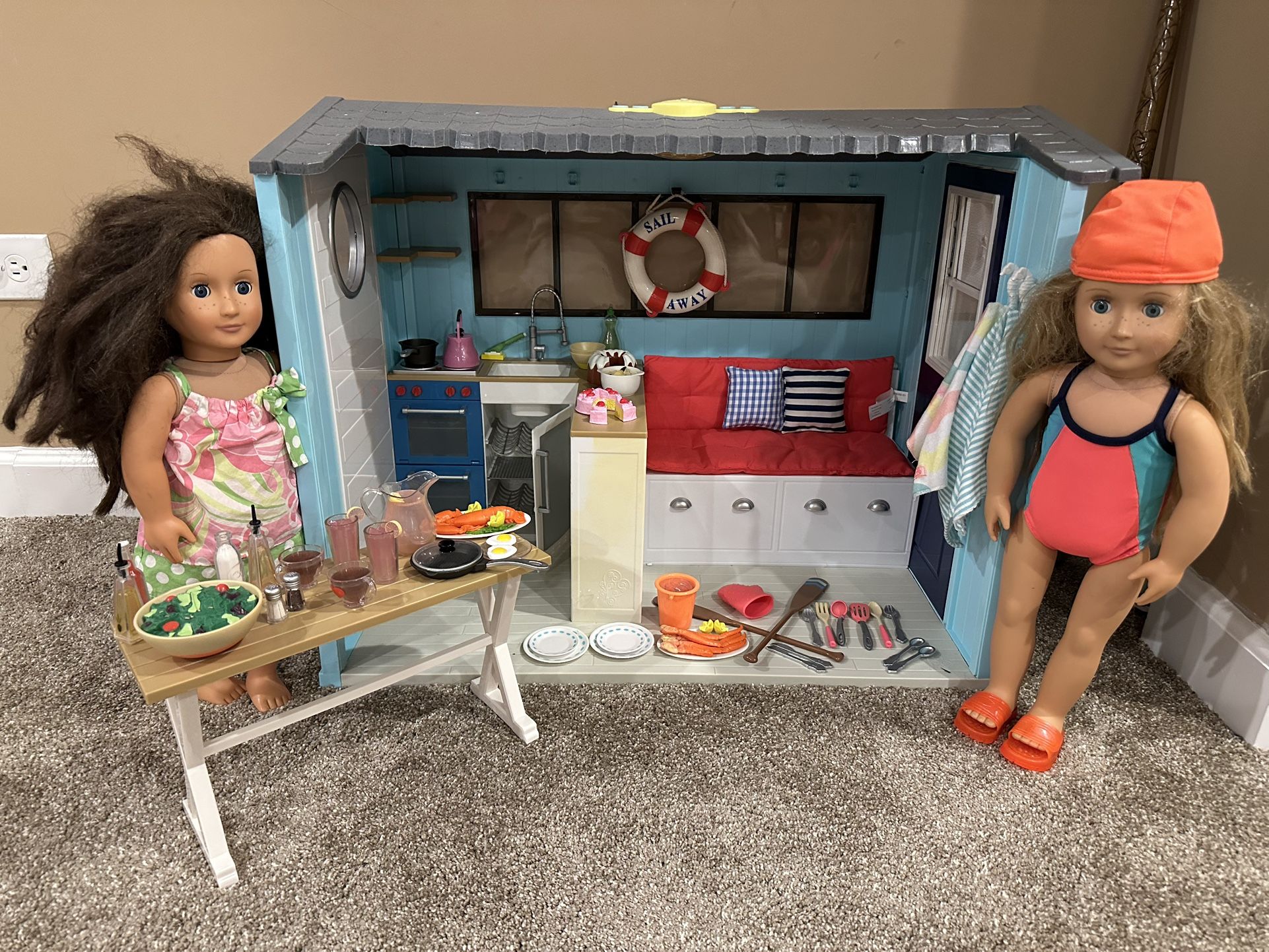 Our Generation Sea Side Beach House With Dolls