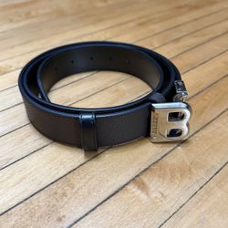 NWOT Bally B-Buckle Reversible Leather Belt Black/Brown Men's Sz. 44/110