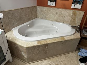 Large Bath Tub