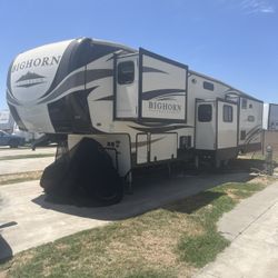 5th Wheel 