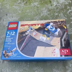 Lego 3537 Retired Rare Sports Vert Skateboard Park Challenge 