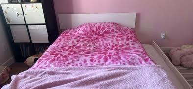 Free wood bed frame with trundle