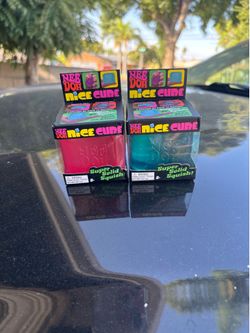 Needoh cubes