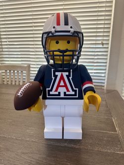 3D printed U of A figure
