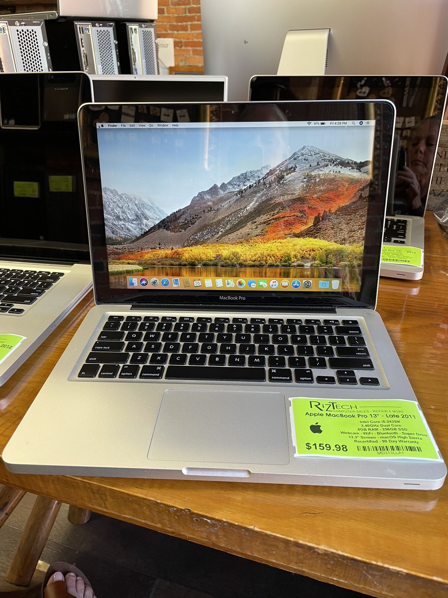 Apple MacBook Pro 13" Late 2011 Intel Core i5-2435M 2.40GHz Dual Core 8GB RAM 256GB SSD