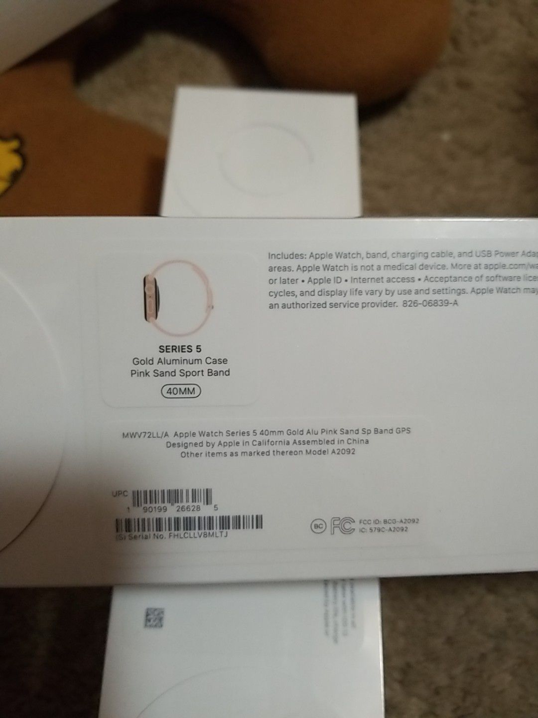 Apple watch series 5 40mm gold GPS New Sealed