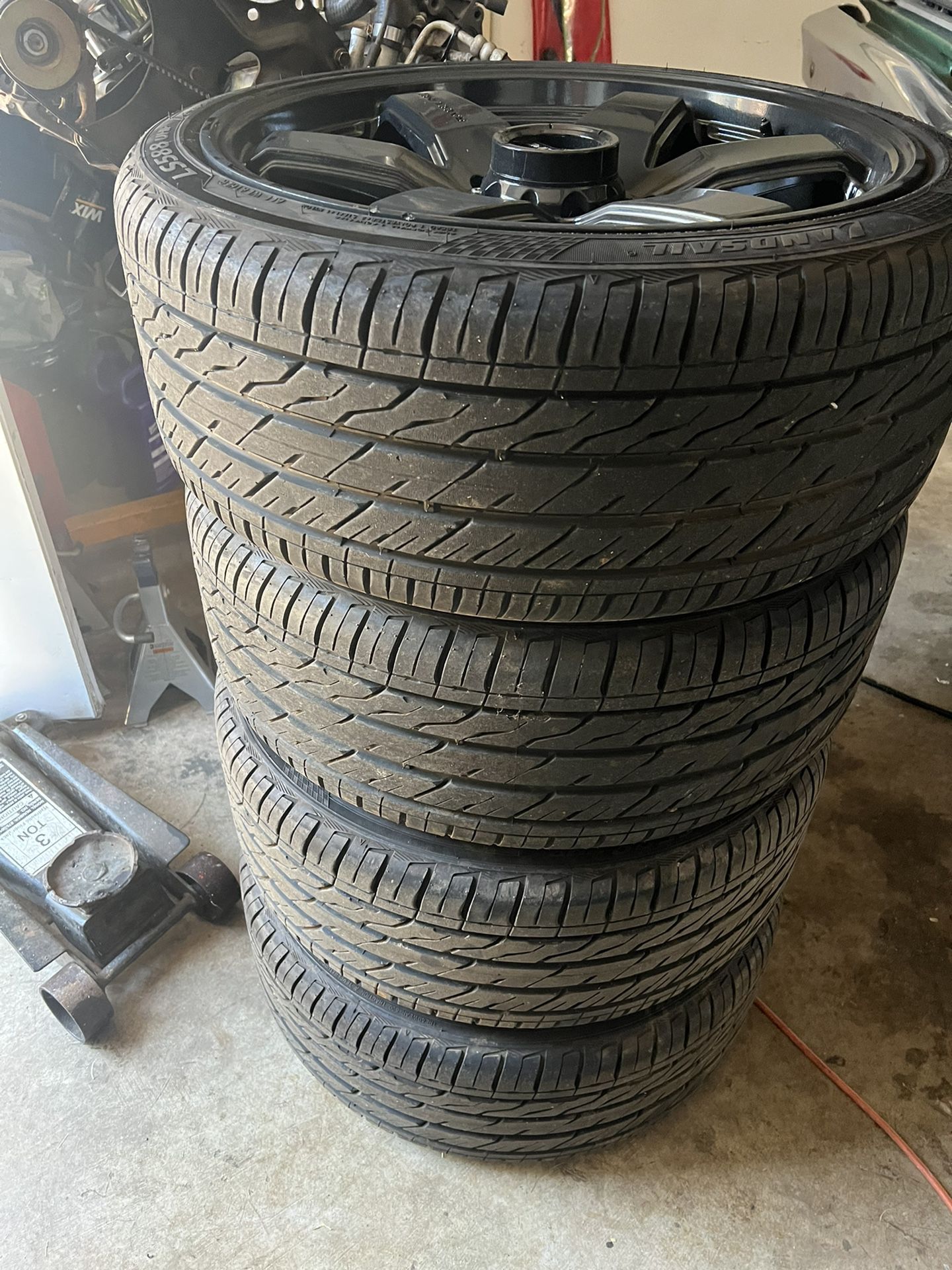 255/35ZR/20 Raceline Rims and Tires