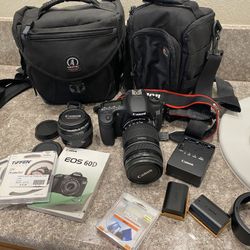 Canon EOS 60D DSLR Camera, Lens, Cases