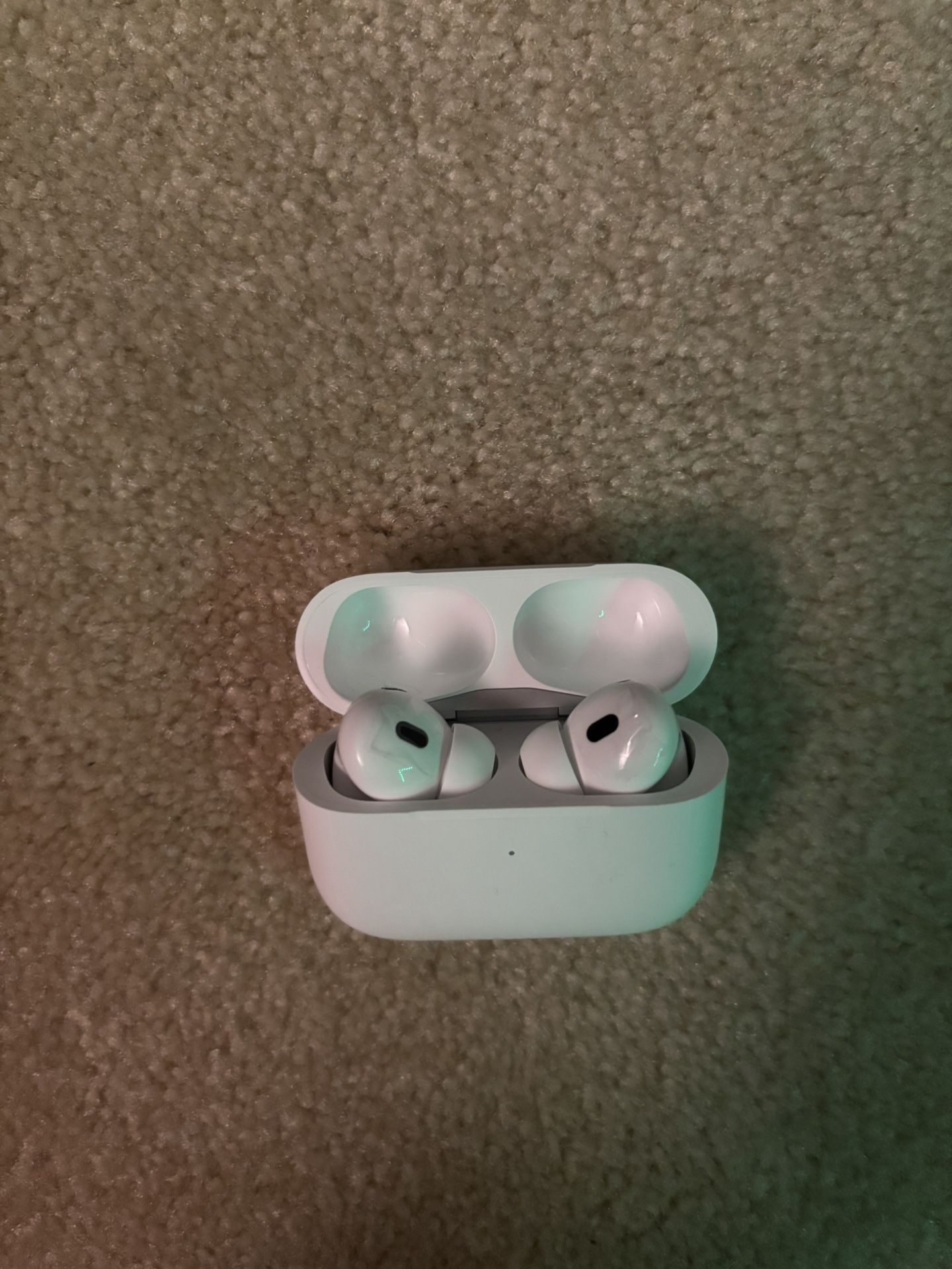 Apple AirPod Pro 2nd Generation With Noise Cancellation And MagSafe Charging Case