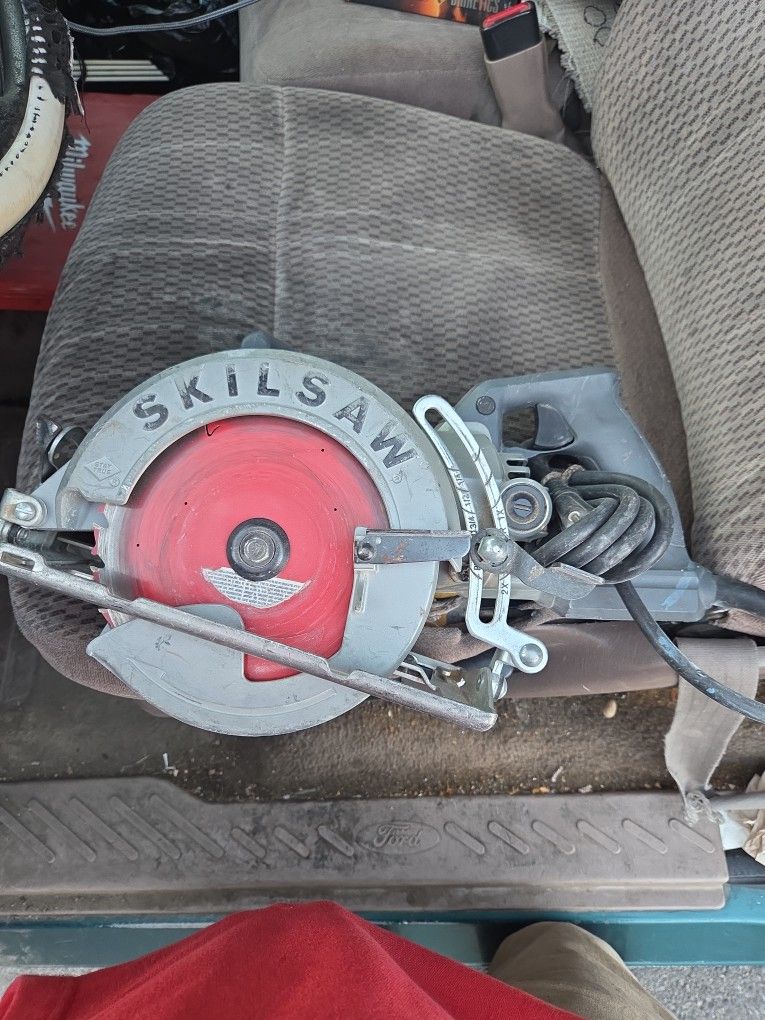 Skill Saw