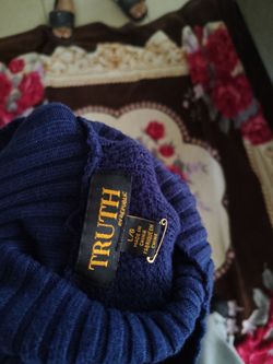 Women's dark blue turtle neck