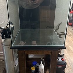 Aqueon 35 Gallon Cube tank for sale!