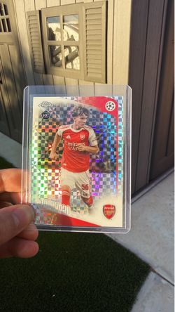Max Dowman Topps Chrome X Fractor Parallel Uefa Club Competitions 25-26