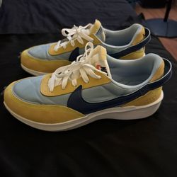 Nike Waffle One Shoes Size 9
