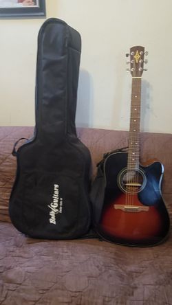 ALVAREZ ACOUSTIC ELECTRIC GUITAR MODEL RD-20SC-3TS DREINAUGH IN SUNBURST COLOR.