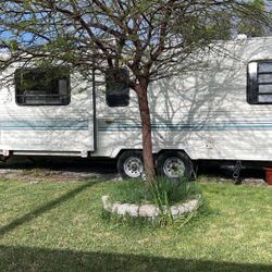 1992 RV Trailer