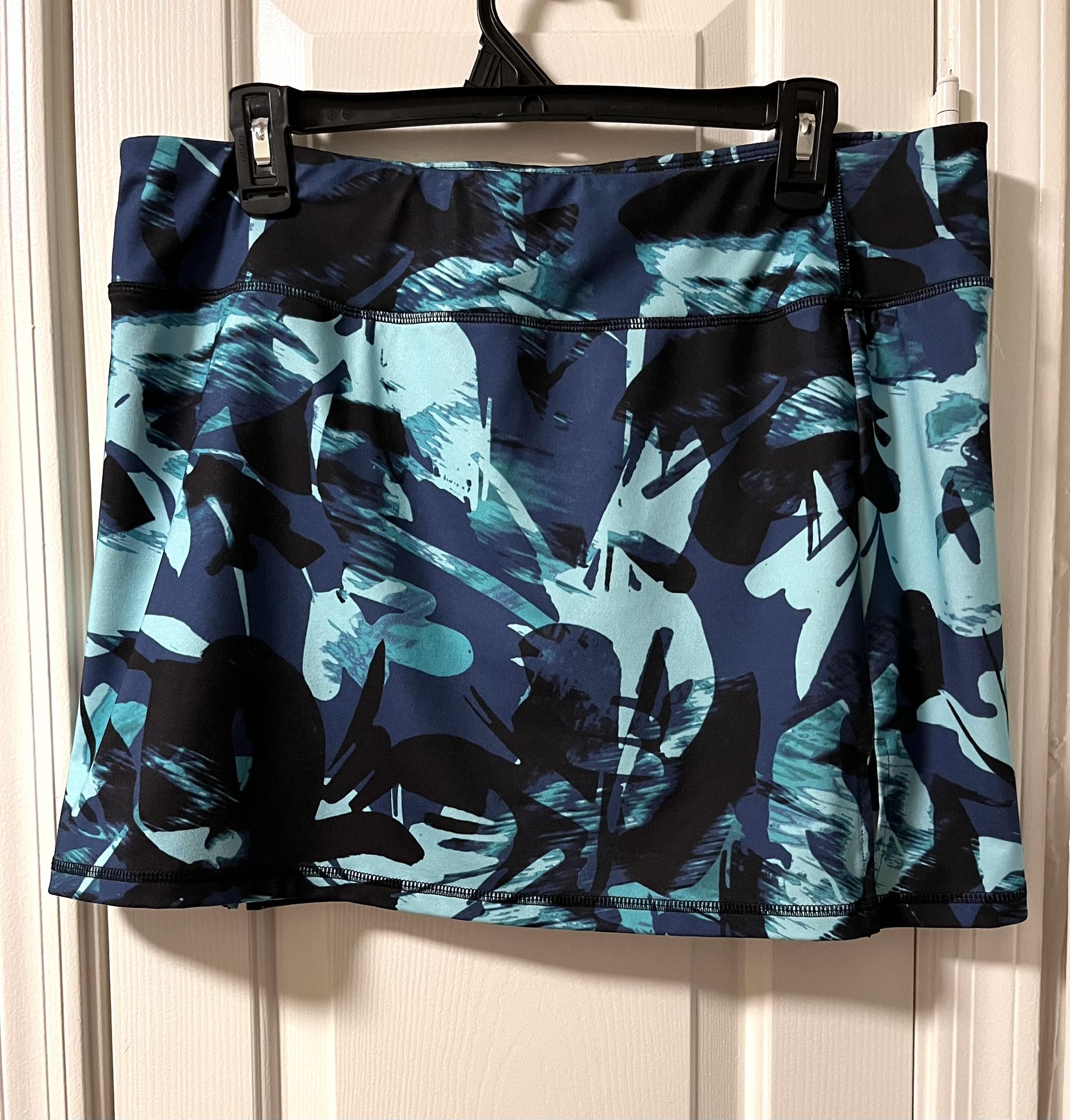 BLUE/TEAL Athletic Works Women’s Skirt/Skort Sz XL (16-18)