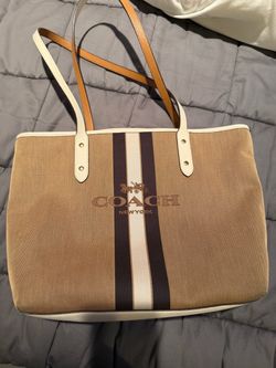 Authentic Coach tote