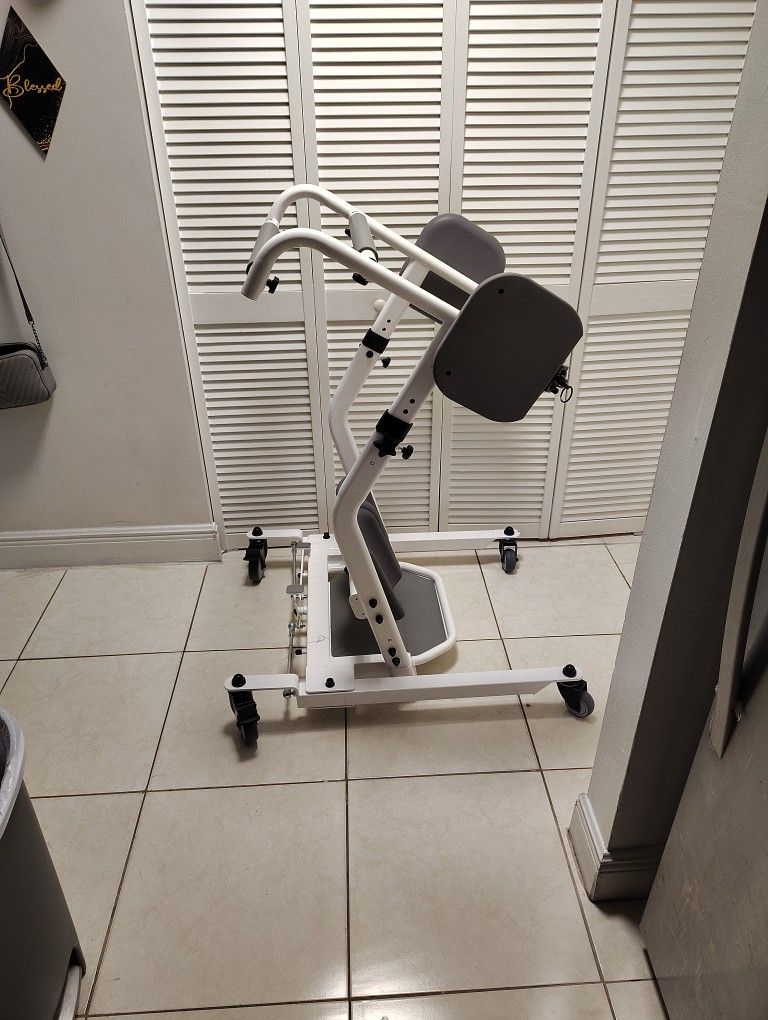 Sit To Stand Lift