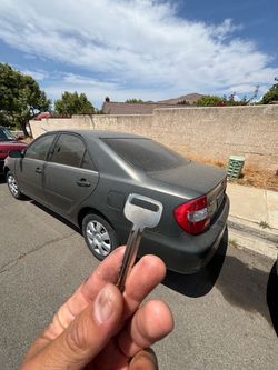 Llaves de autos / car keys and remotes