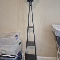 Farmhouse style lamp