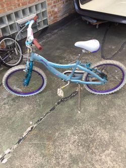 Schwann delight girls bike