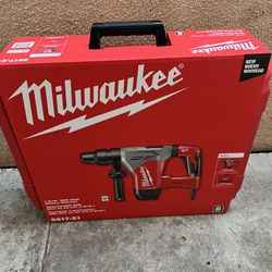 Milwaukee 1-9/16 in. SDS-Max Rotary Hammer
