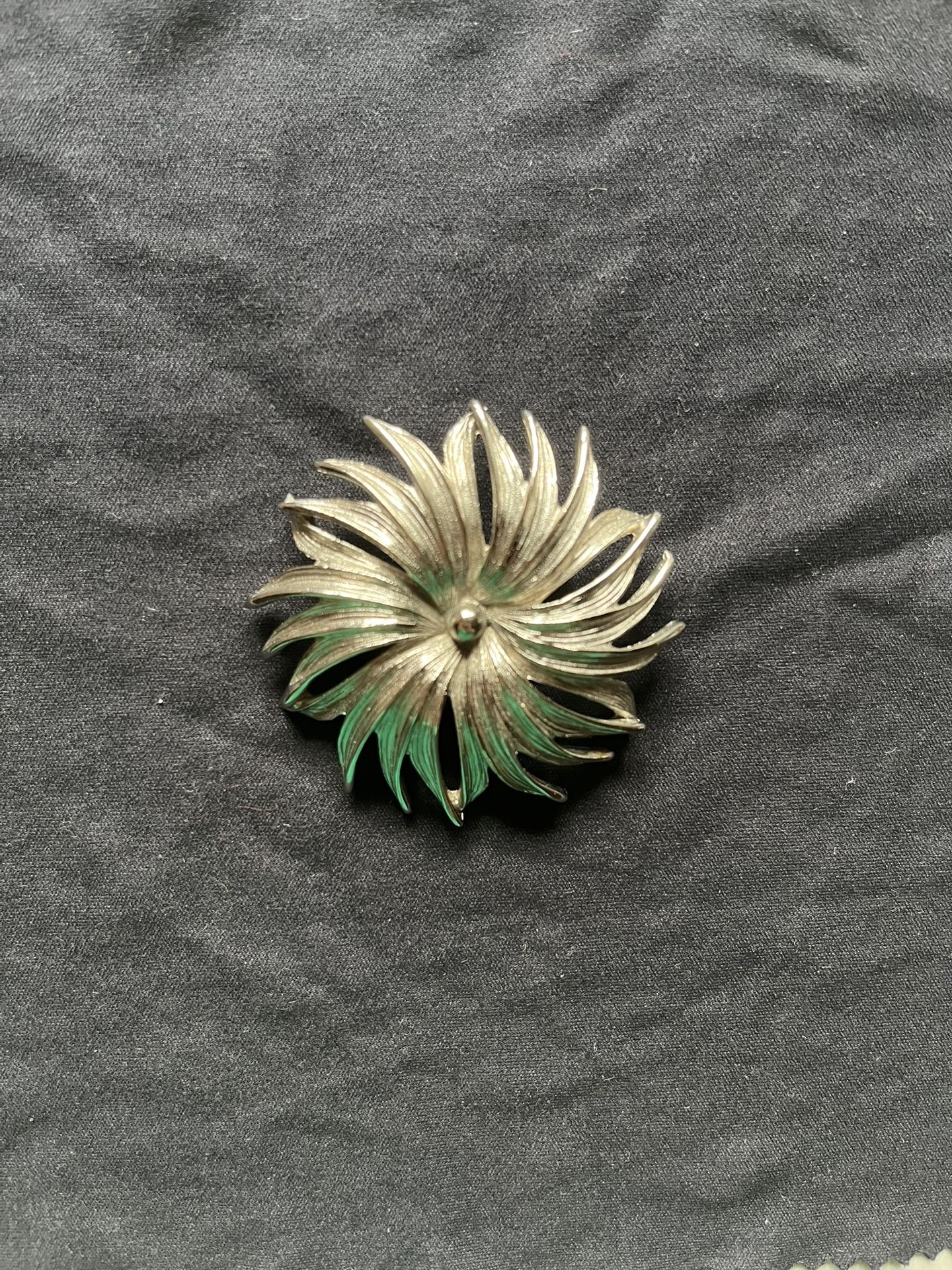 Vintage Brooch Silver Toned