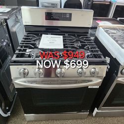 30 In. 5.8 Cu. Ft. Smart Single Oven Gas Range With Easyclean, Wifi Enabled 