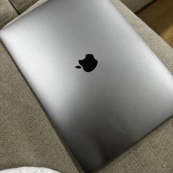 Mac Book Air 2020