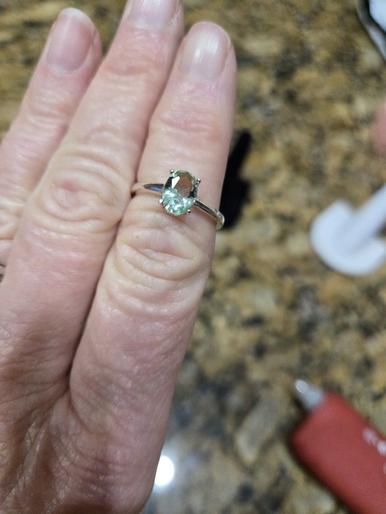 LAB CREATED 1.85 Cts GREEN FLUORITE SOLITAIRE RING .925 Sterling SilverĀ - NWT