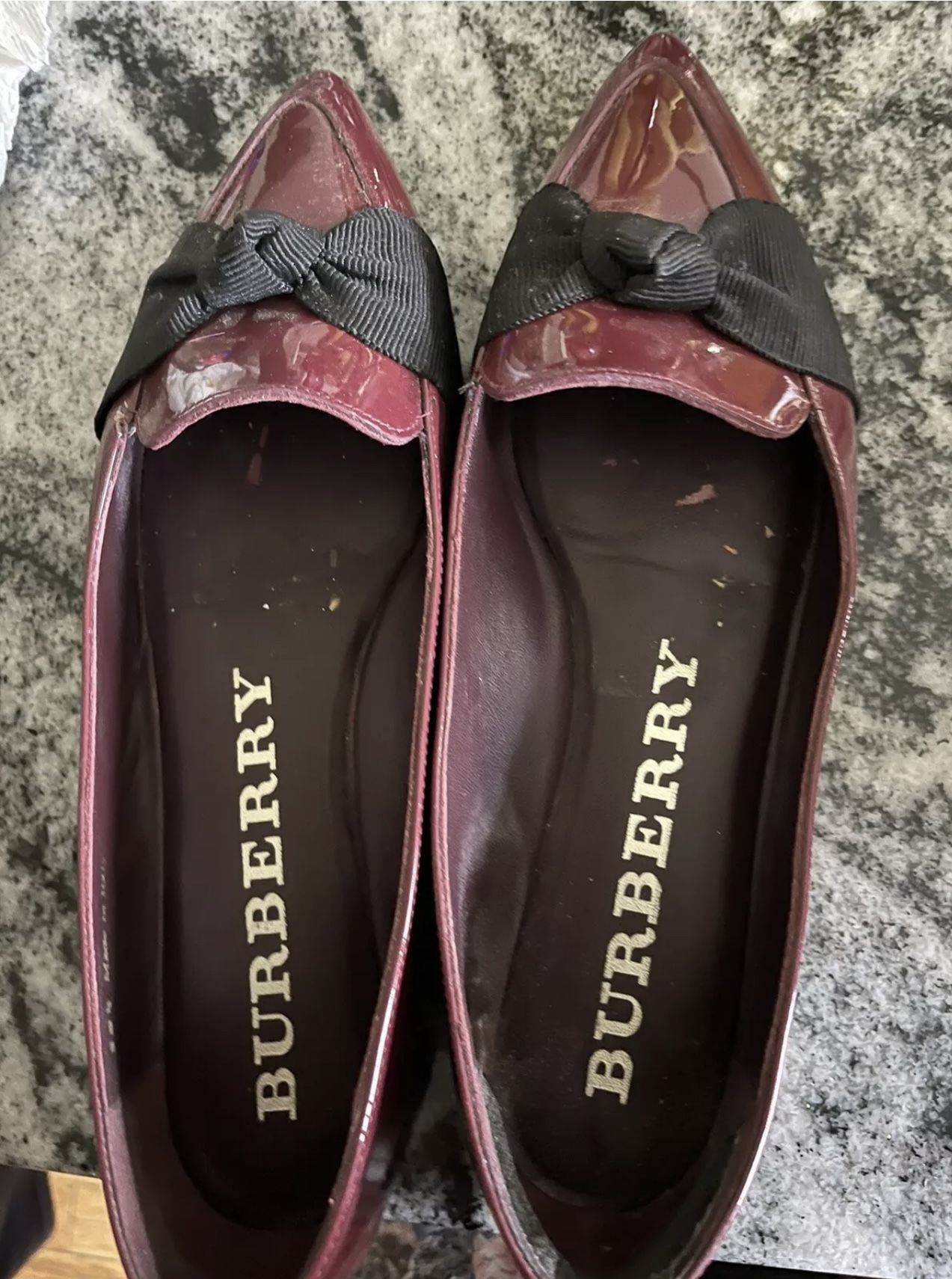 Flats Burberry Patented Leather 8.5 Halton Flats
