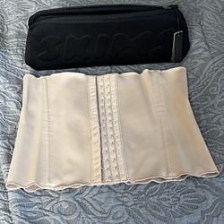 Skims Corset 