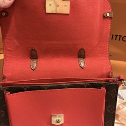 Louis Vuitton authentic