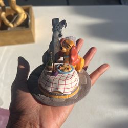 A beautiful night, Disney lady and the tramp ornament