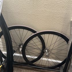 Fixed gear wheelset
