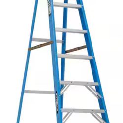 Werner 8 ft. Fiberglass Step Ladder