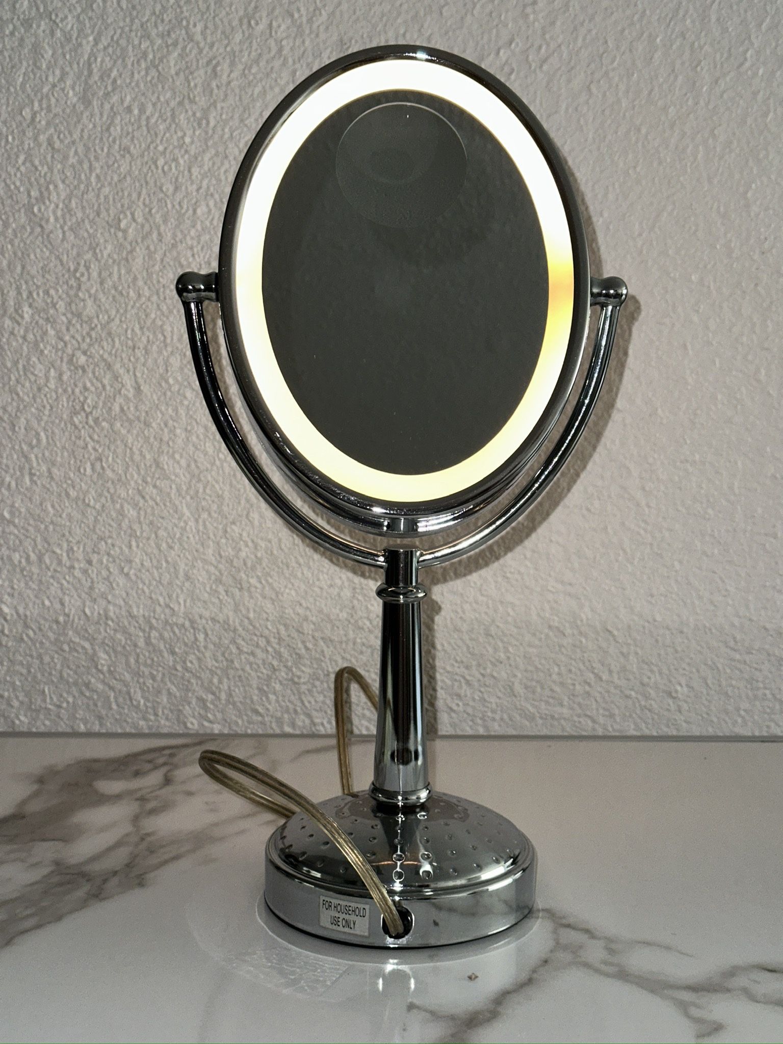 Conair Lighted Makeup Mirror, LED Vanity Mirror, 1X/10x Magnifying Mirror