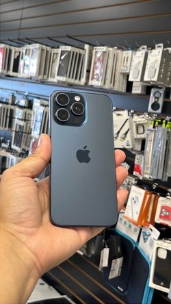 iPhone 15 Pro Max 256GB Unlocked