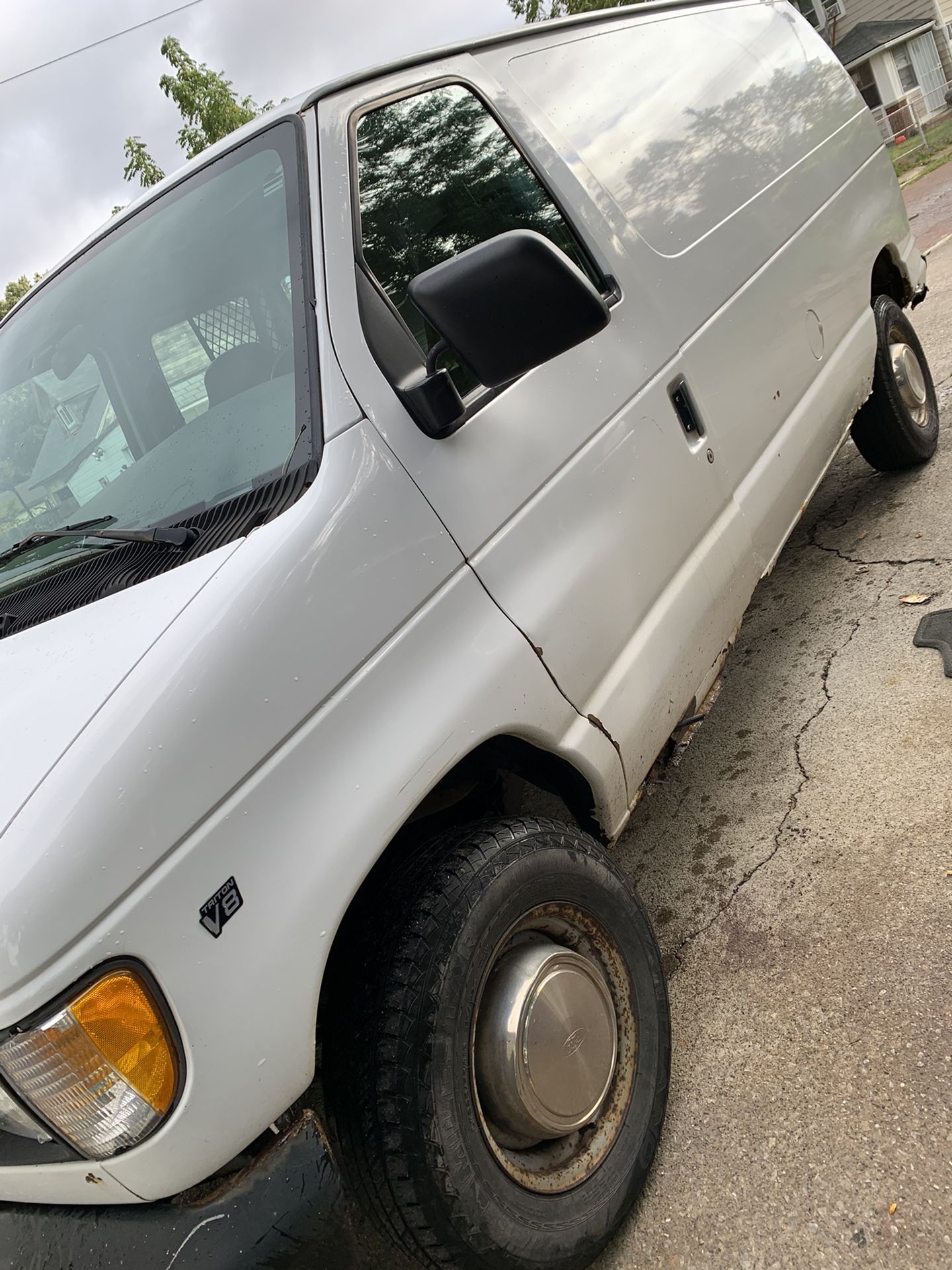 2000 Ford Work Van “ LOW MILES”