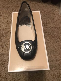 Michael Kors flats