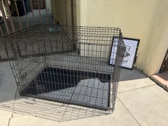 Like New XL dog crate