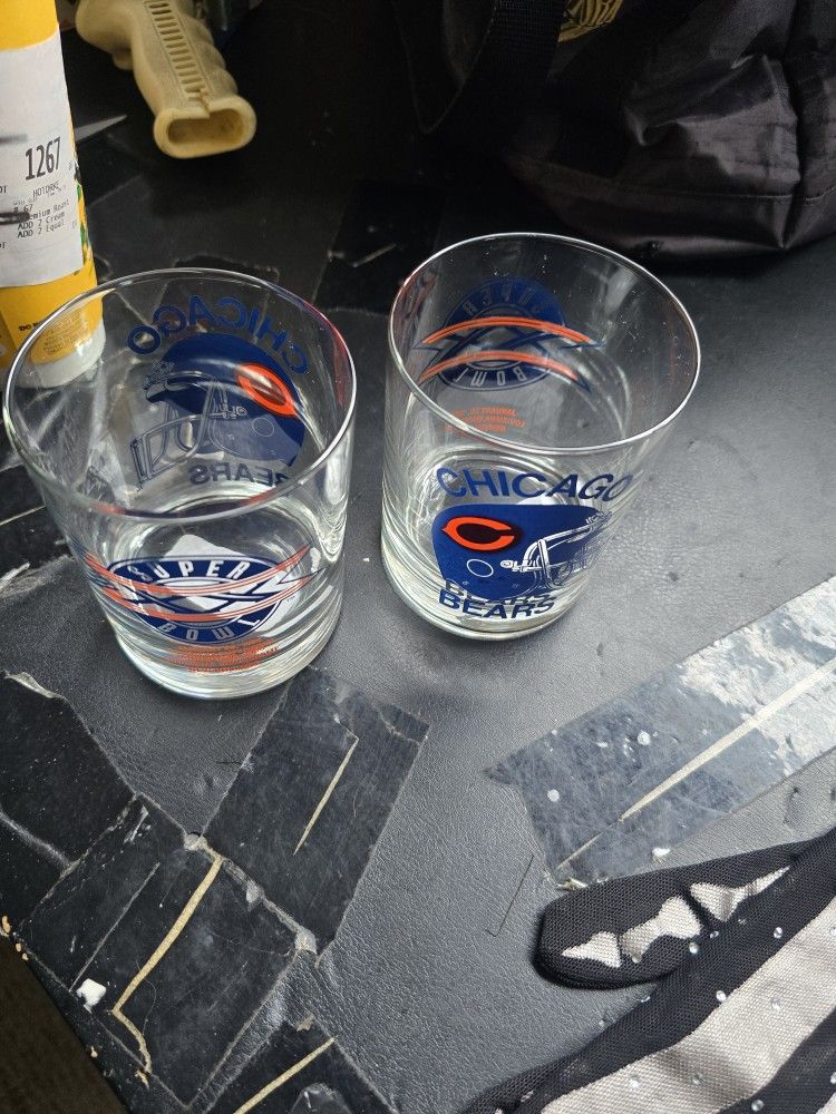CHICAGO BEARS SUPERBOWL GLASSES SET 4