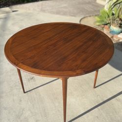 Mid Century Danish MCM Modern Wood Extending Dining Table w/ Leaf