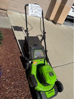 Green works Lawnmower