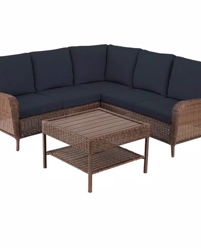 Hampton Bay patio Sectional