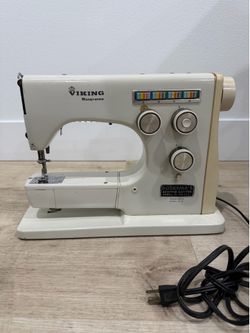 Vintage Husqvarna Viking 6010 Sewing Machine Tested Working Parts Missing