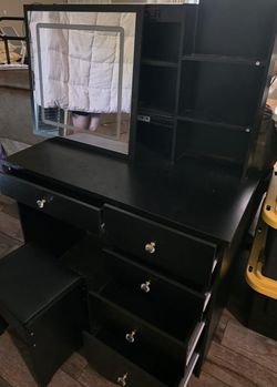 Black vanity