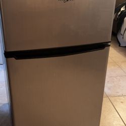 Used Mini Refrigerator 